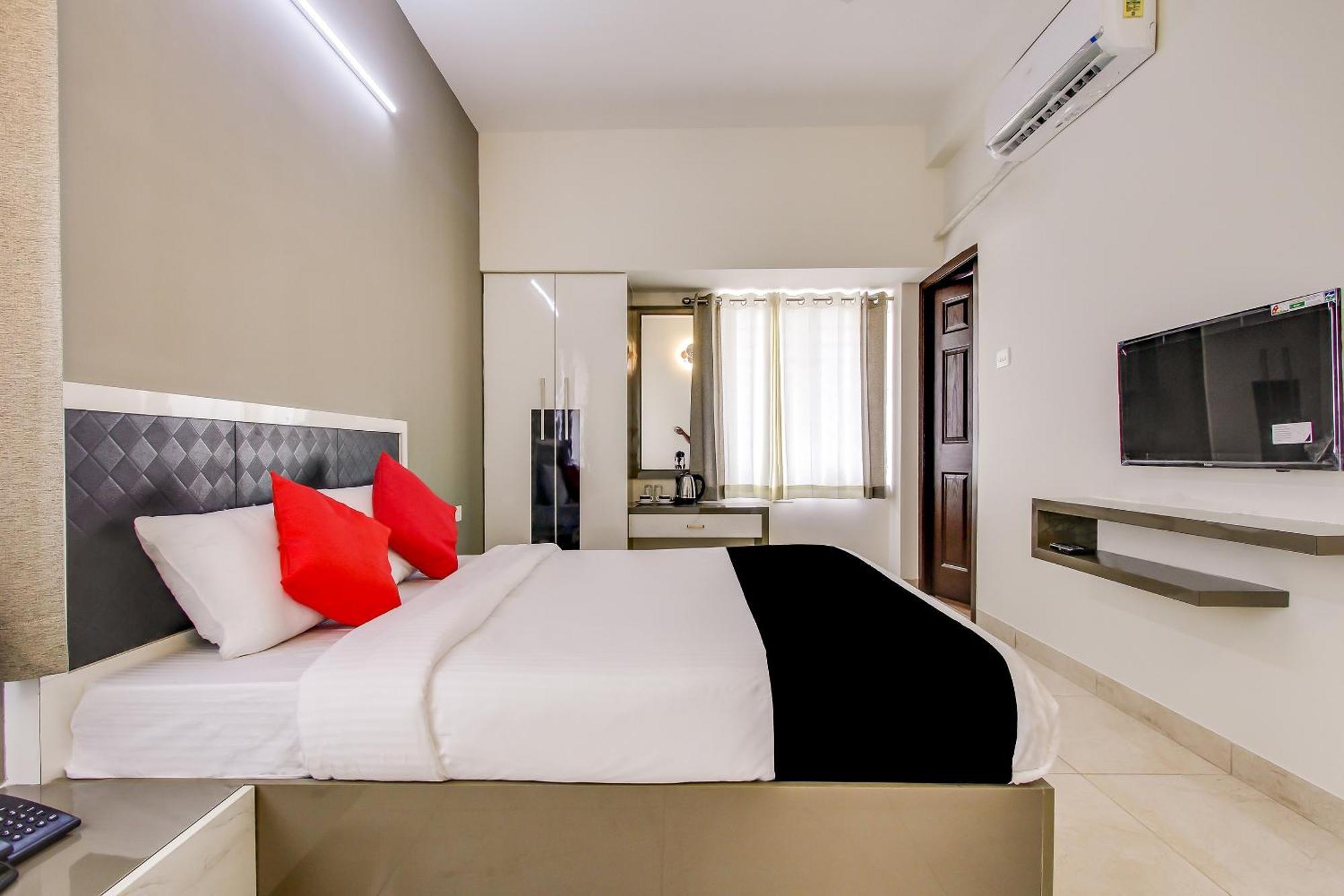 Capital O New Paradise Inn Irugur Екстер'єр фото